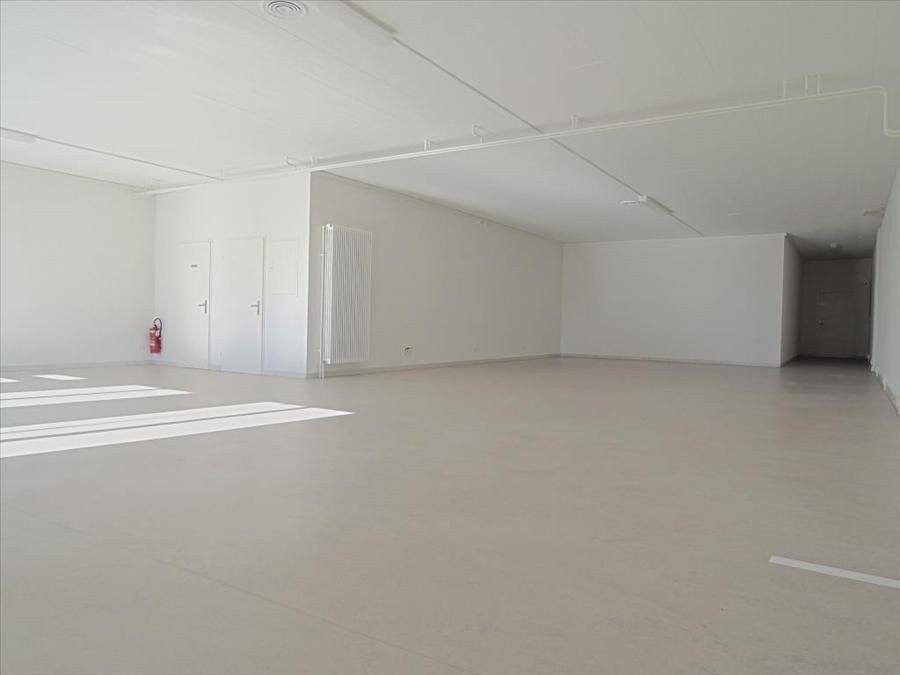 100m² shop, Foto 4 von 9