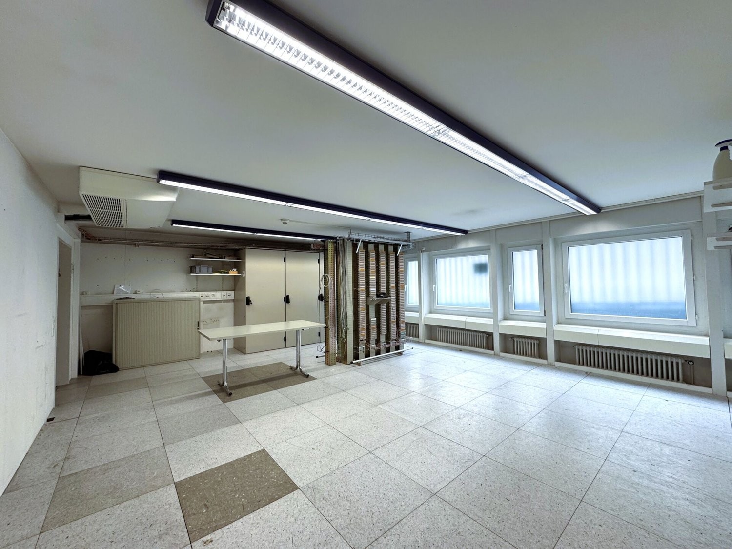 57m² commercial, Foto 2 von 10