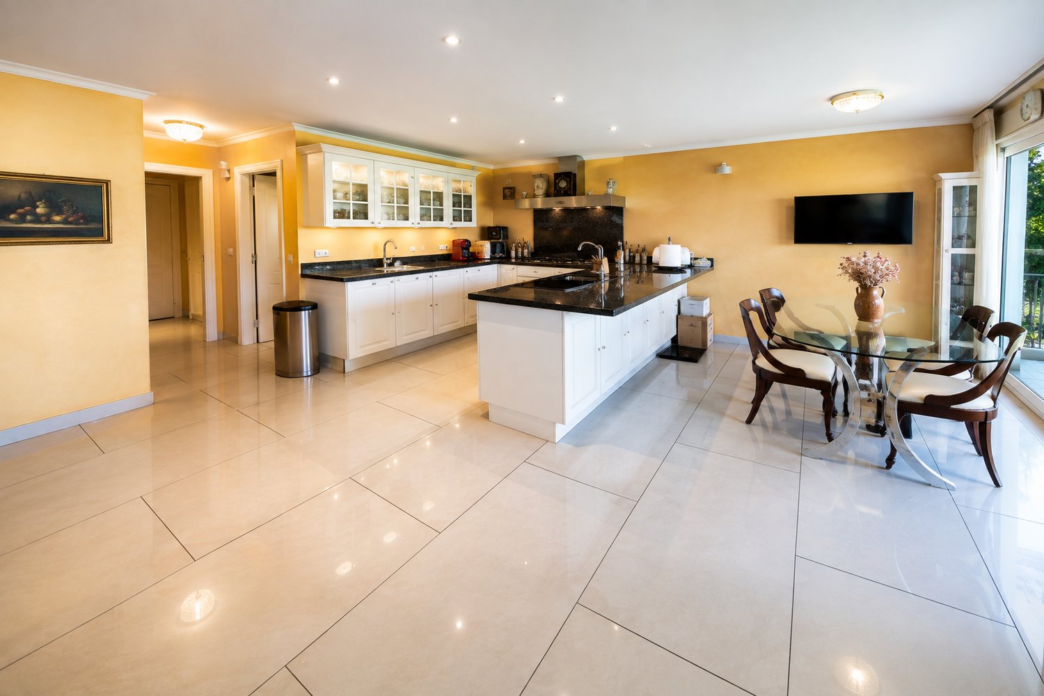 7-Zimmer-Terrassenwohnung, Foto 5 von 7