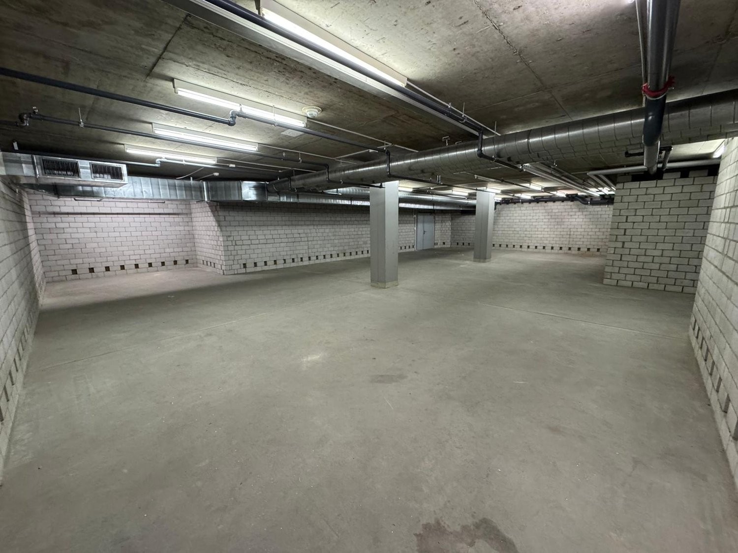 Local de stockage de 186m²