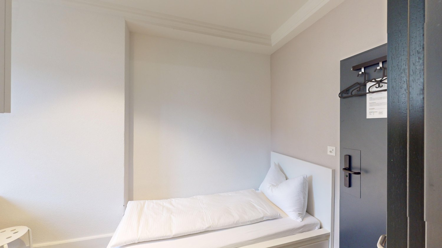 1 room furnished flat, Foto 3 von 10