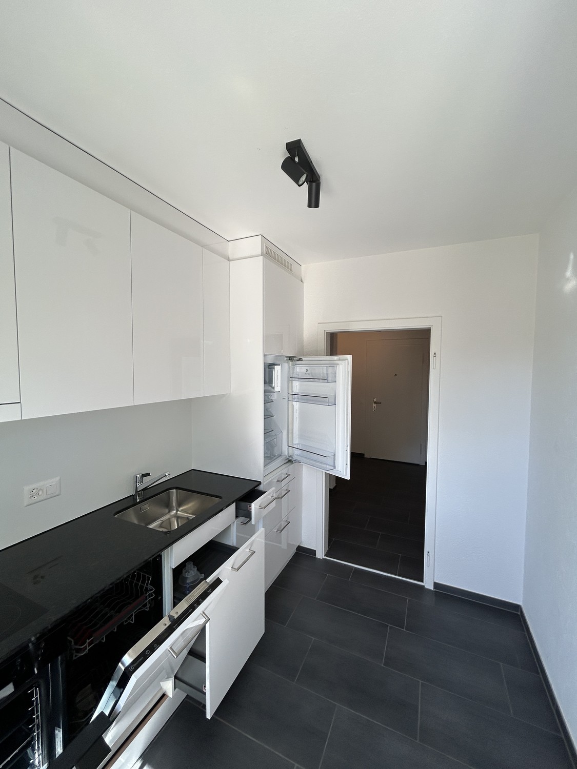 2 rooms apartment, Foto 2 von 9