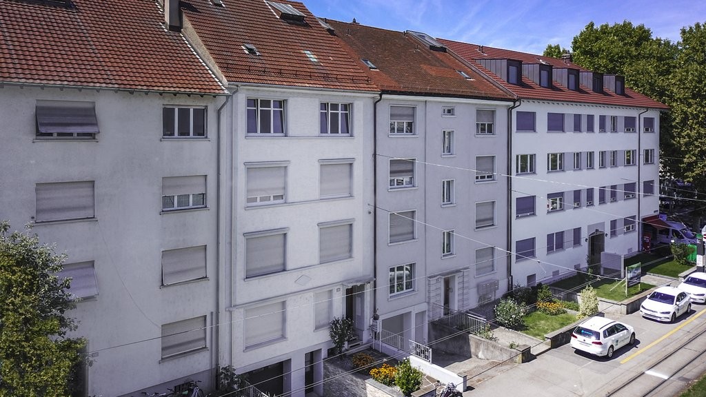 1 room apartment, Foto 1 von 3