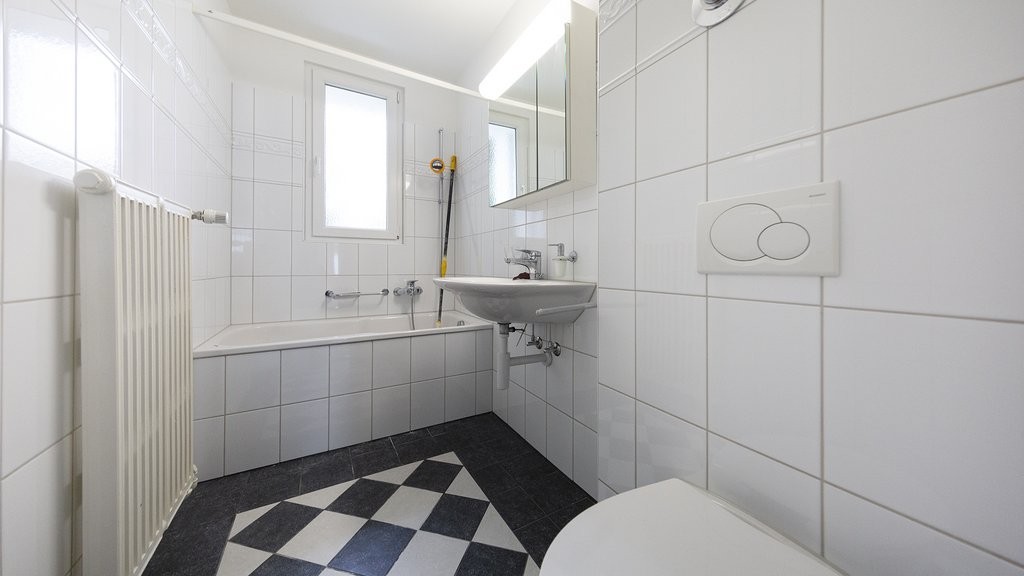 1 room apartment, Foto 3 von 3