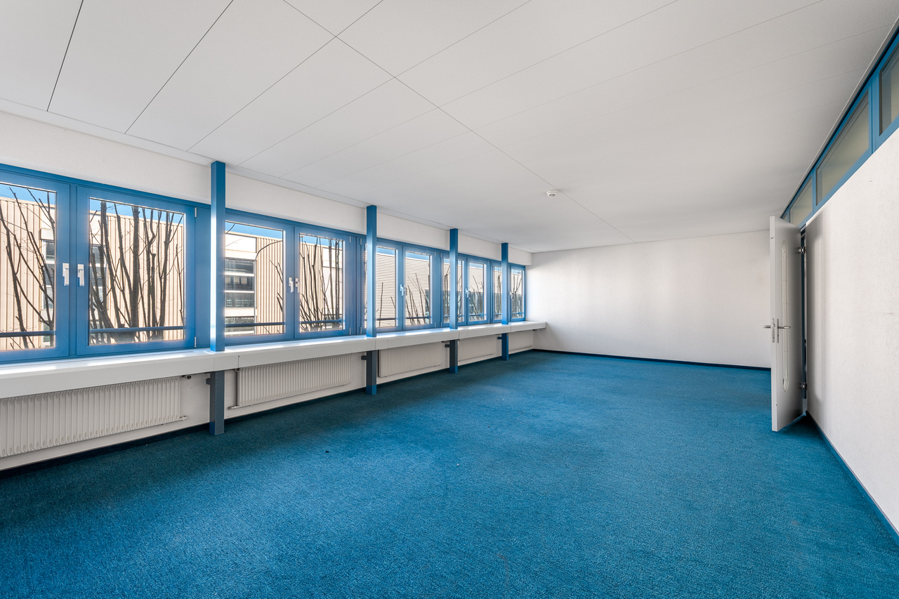 5000m² commercial