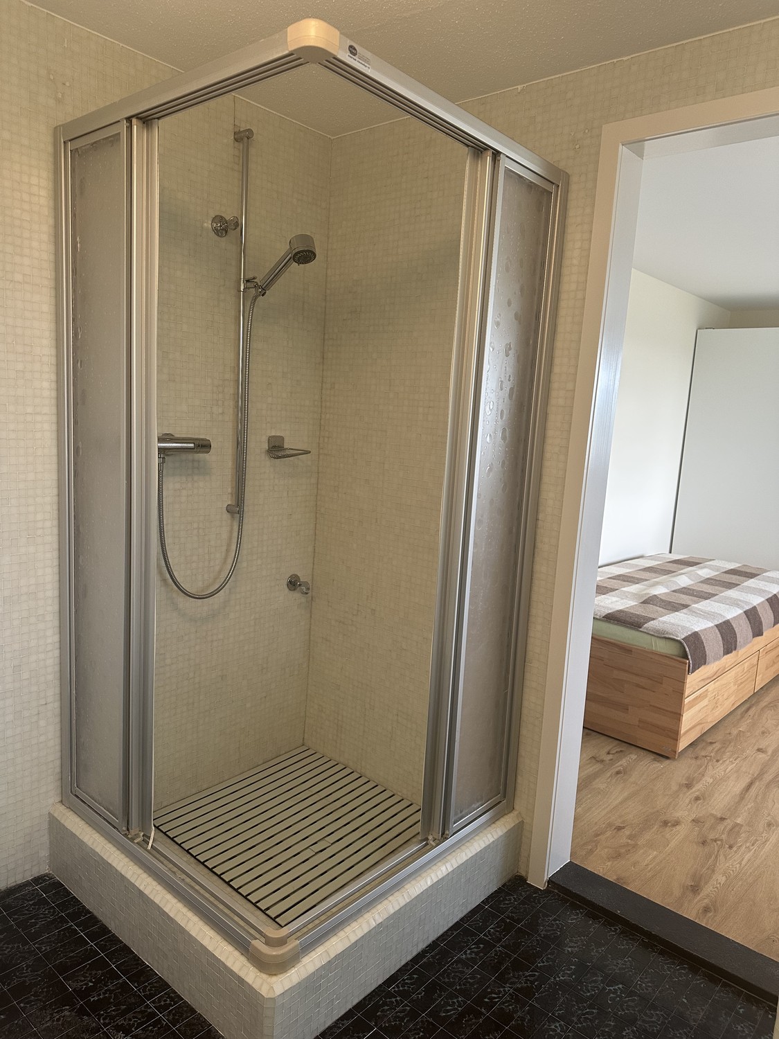 1 room apartment, Foto 6 von 6