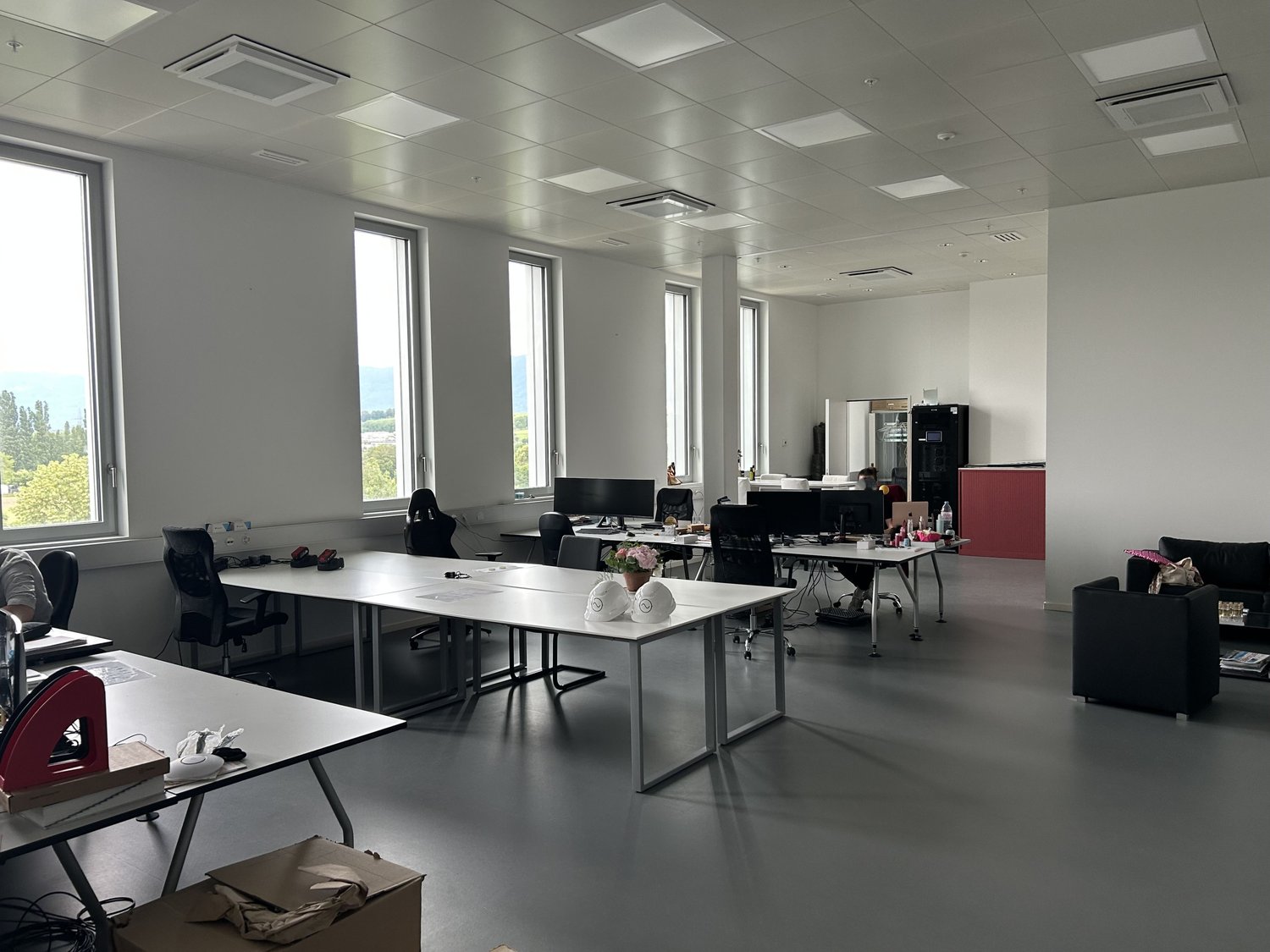 137m² office