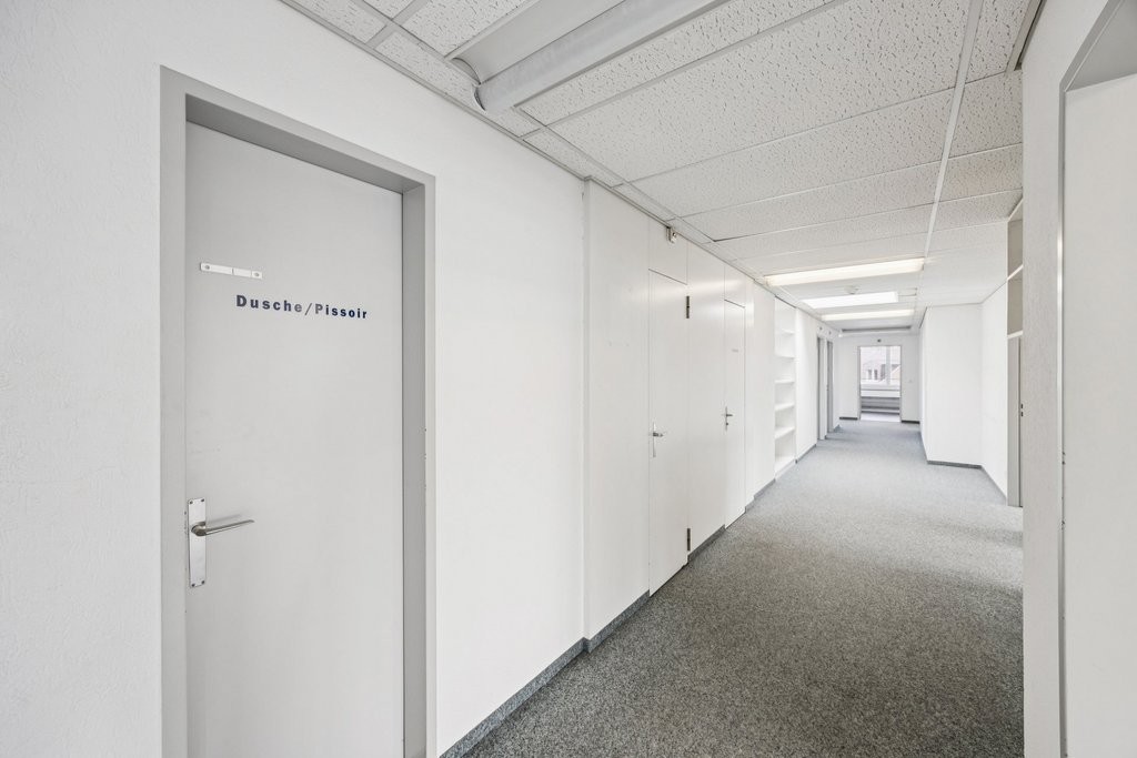332m² office, Foto 7 von 10