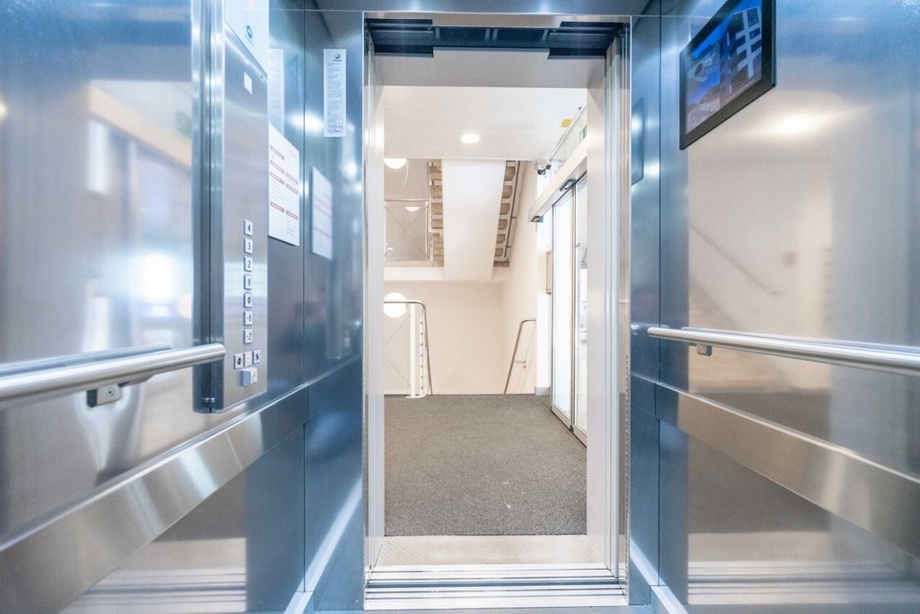 332m² office, Foto 10 von 10