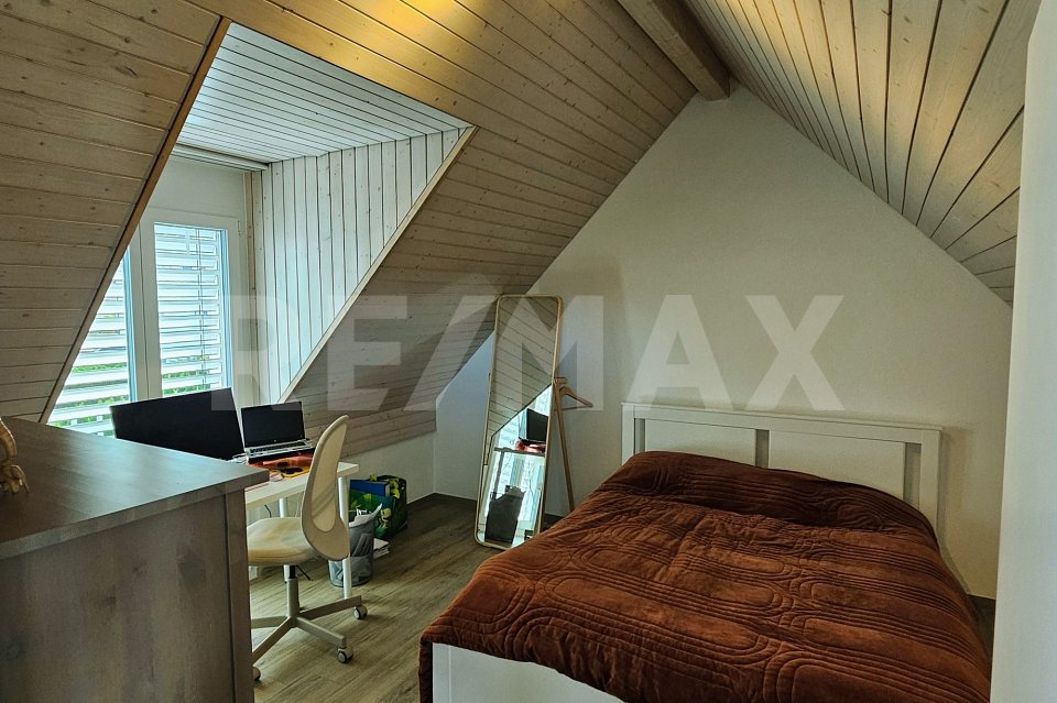 Casa duplex di 5 locali