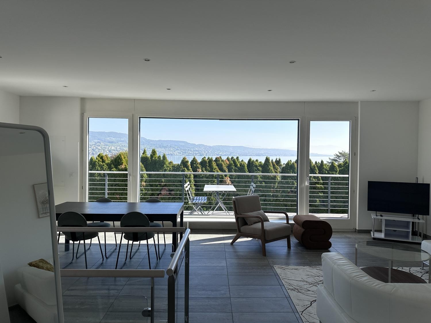 2 ½ Zimmer möblierte Wohnung, Foto 2 von 10