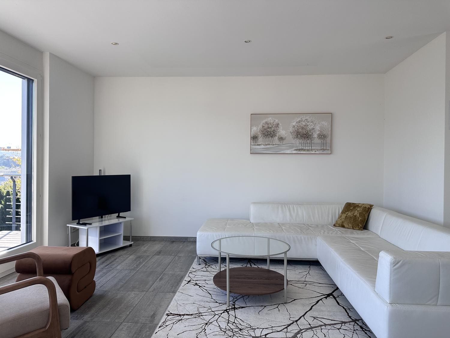 2 ½ Zimmer möblierte Wohnung, Foto 3 von 10