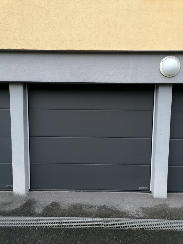Open slot, photo 1 of 2