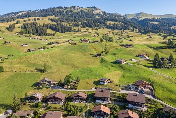 747m² di terreno edificabile, foto 6 di 9