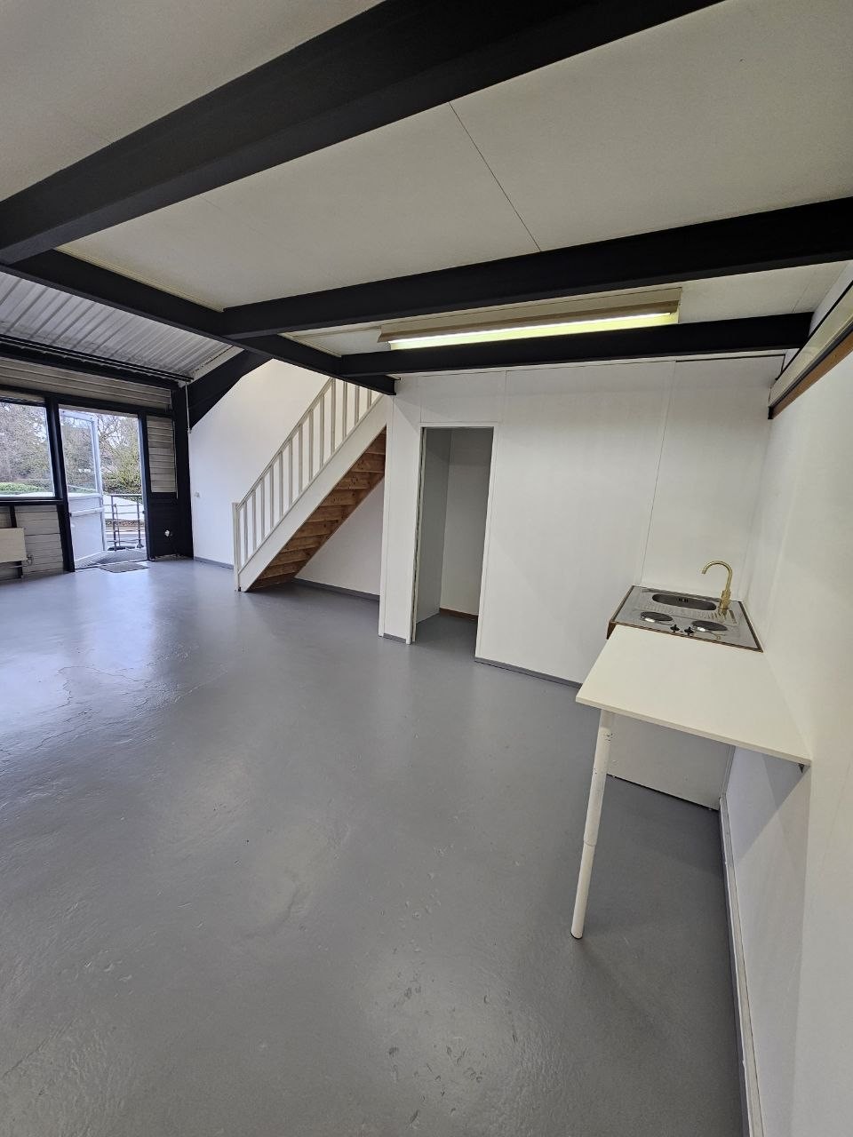 68-68m² commercial
