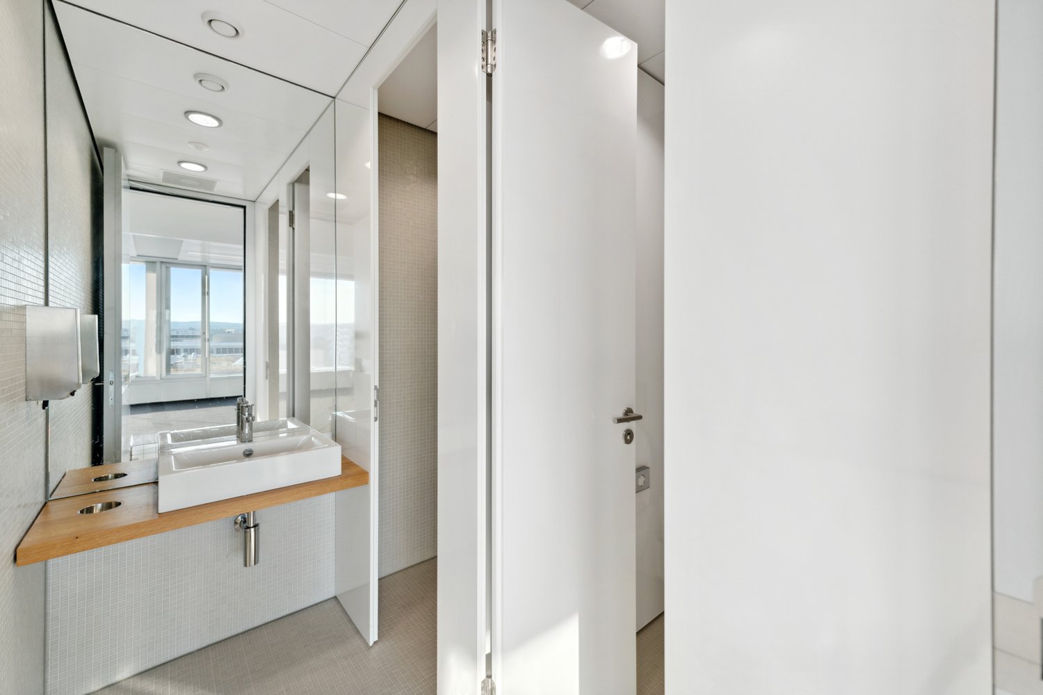 810m² office, Foto 9 von 10