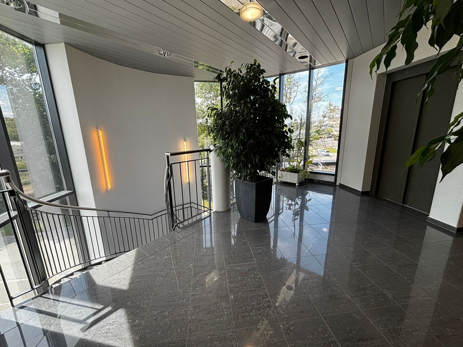 Office, Foto 1 von 6
