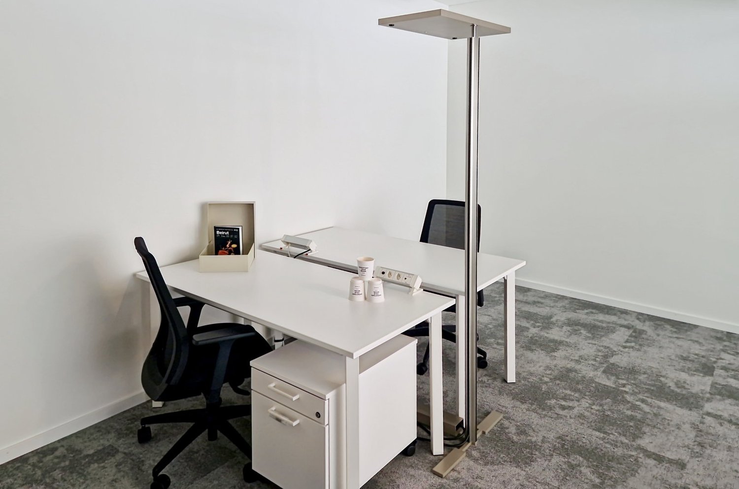 Office, Foto 2 von 7