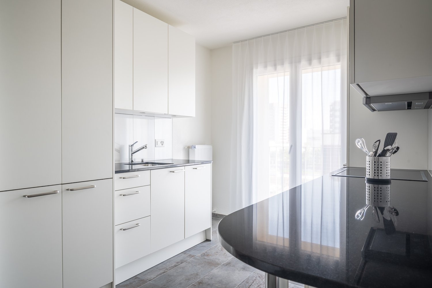 2 ½ rooms furnished flat, Foto 3 von 10