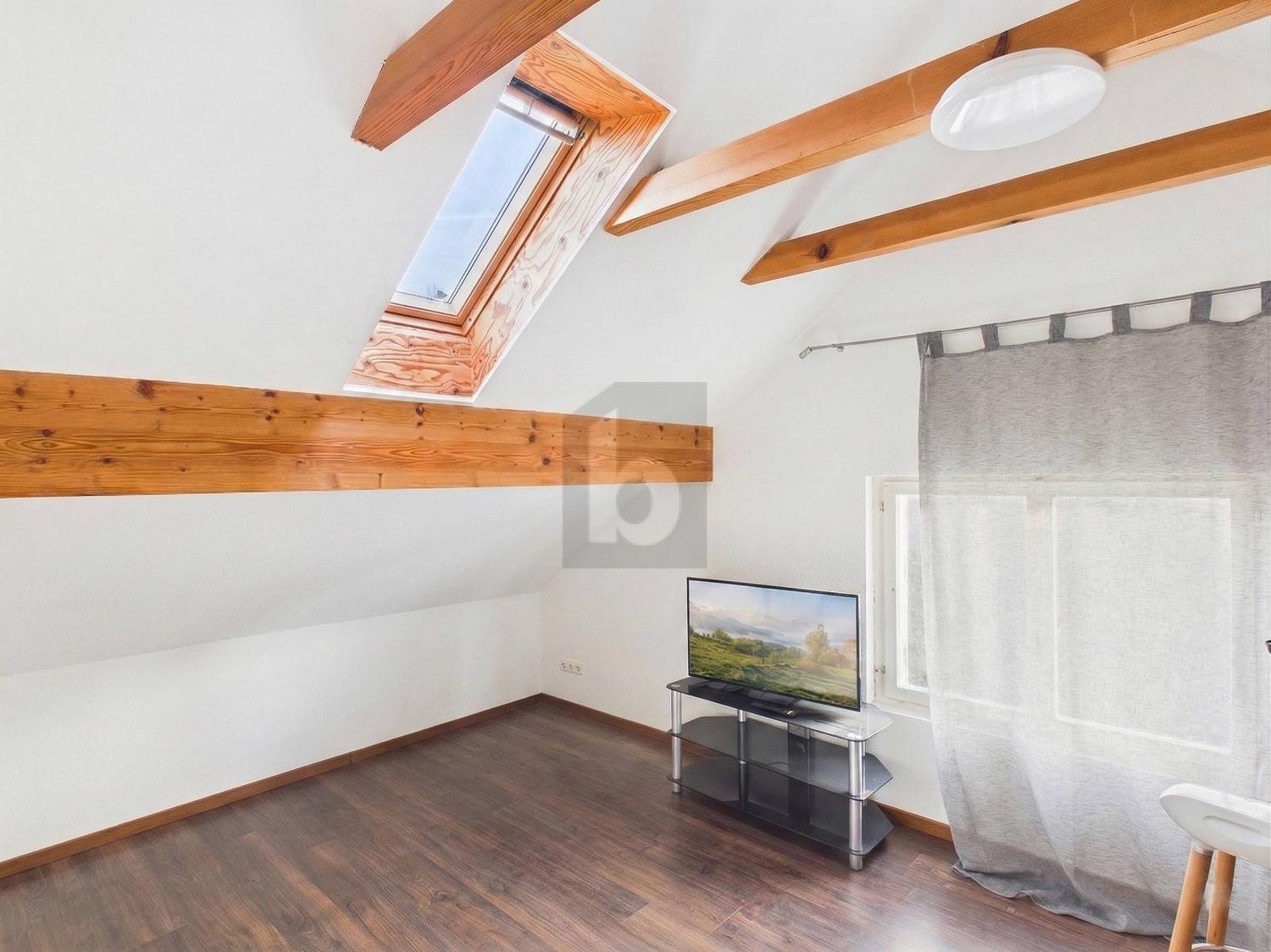 11 pièces maison multifamiliale
