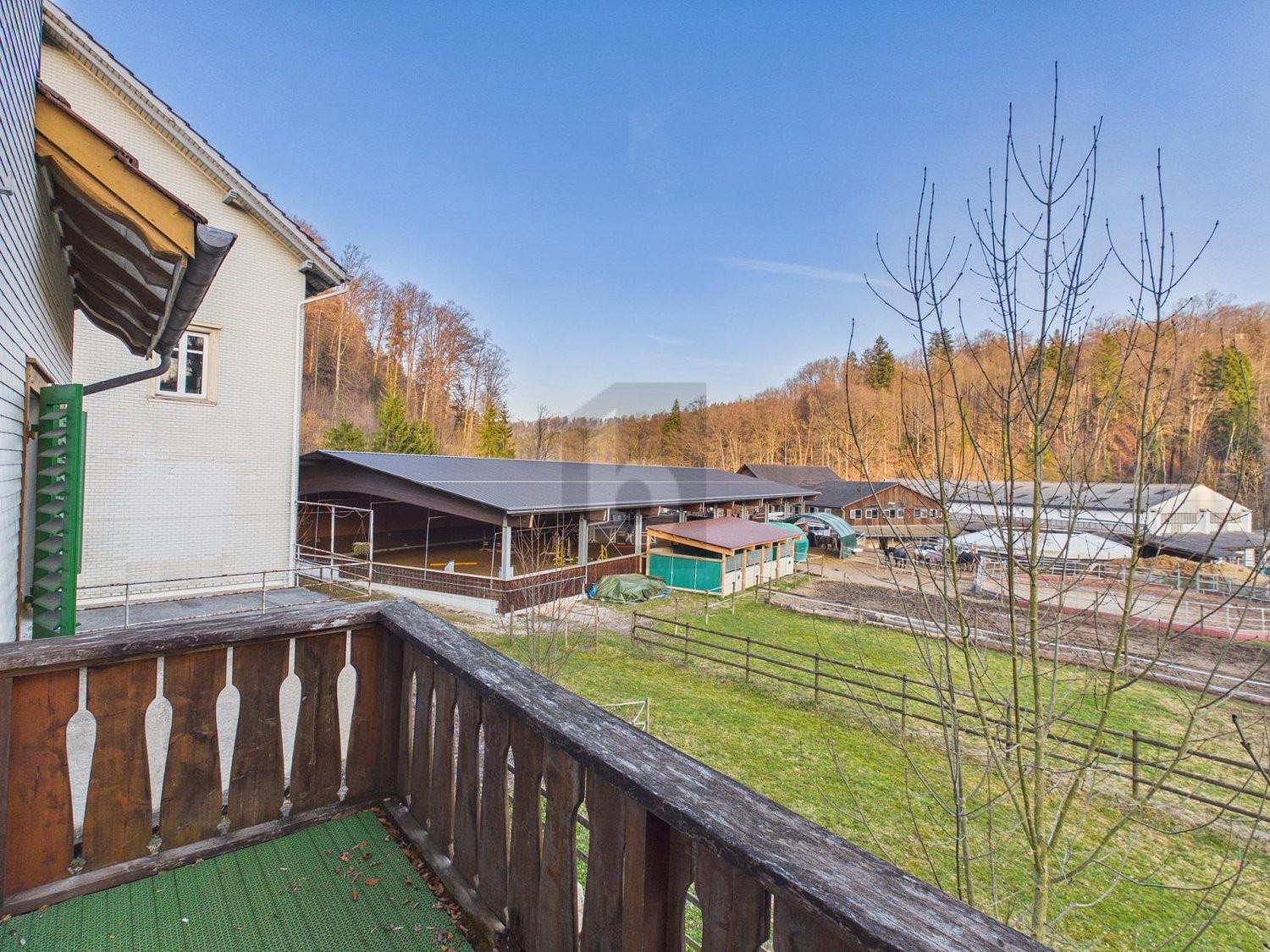 11 pièces maison multifamiliale