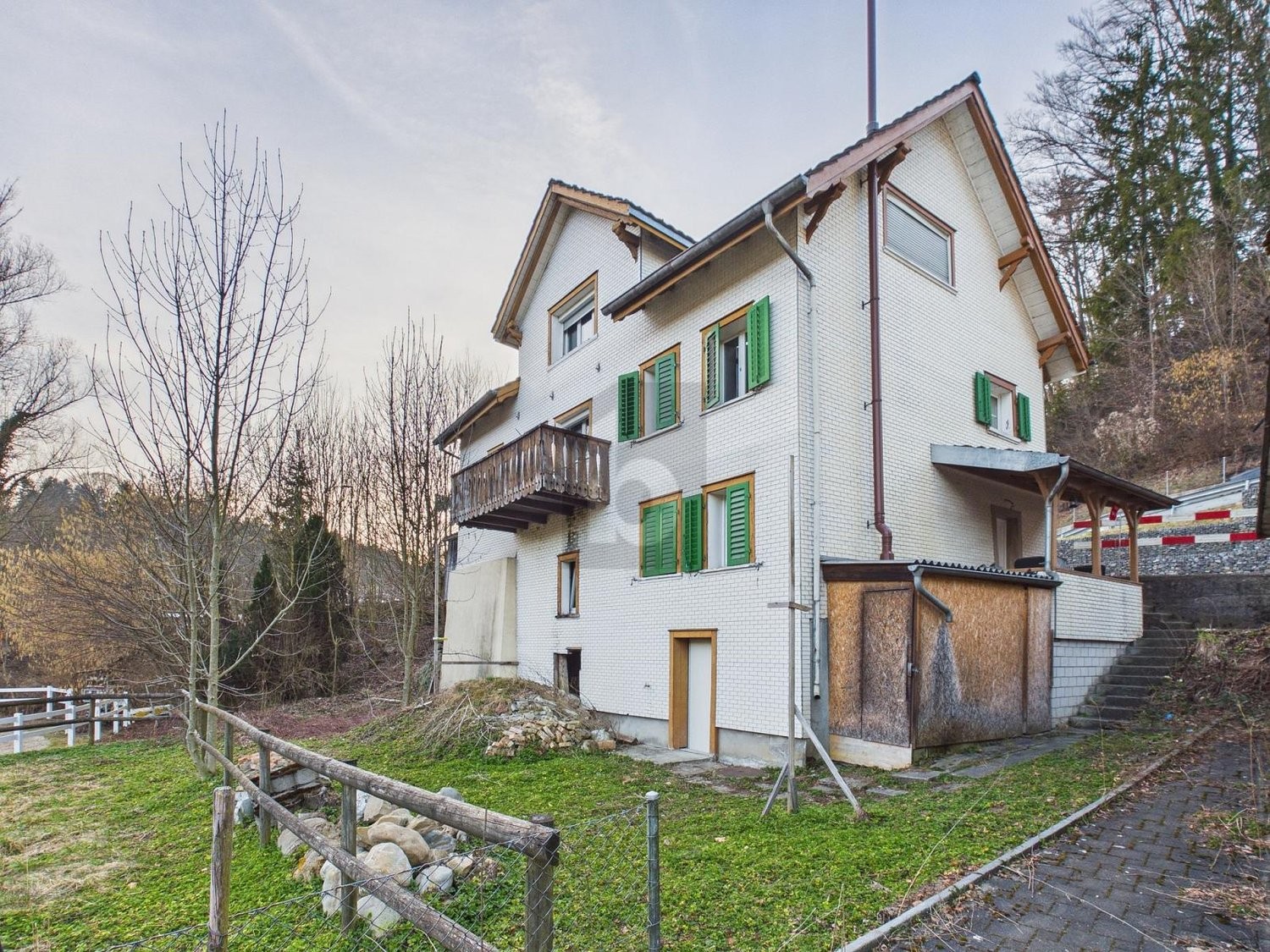 11 pièces maison multifamiliale