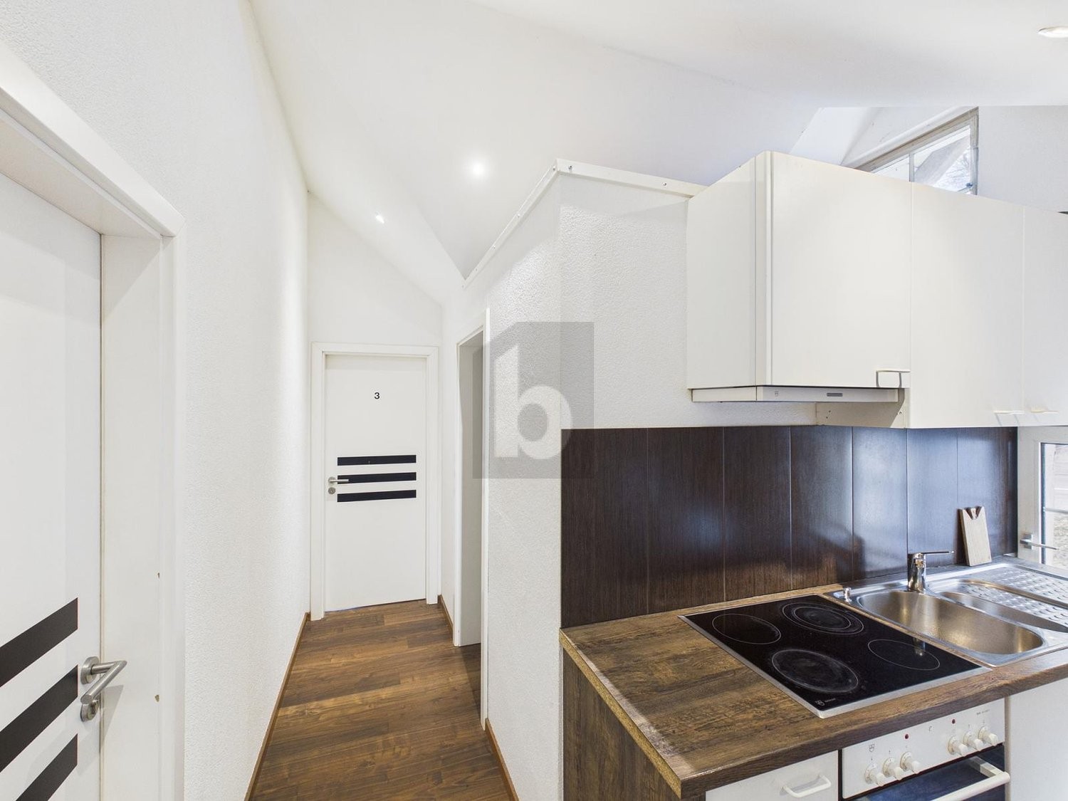 11 pièces maison multifamiliale