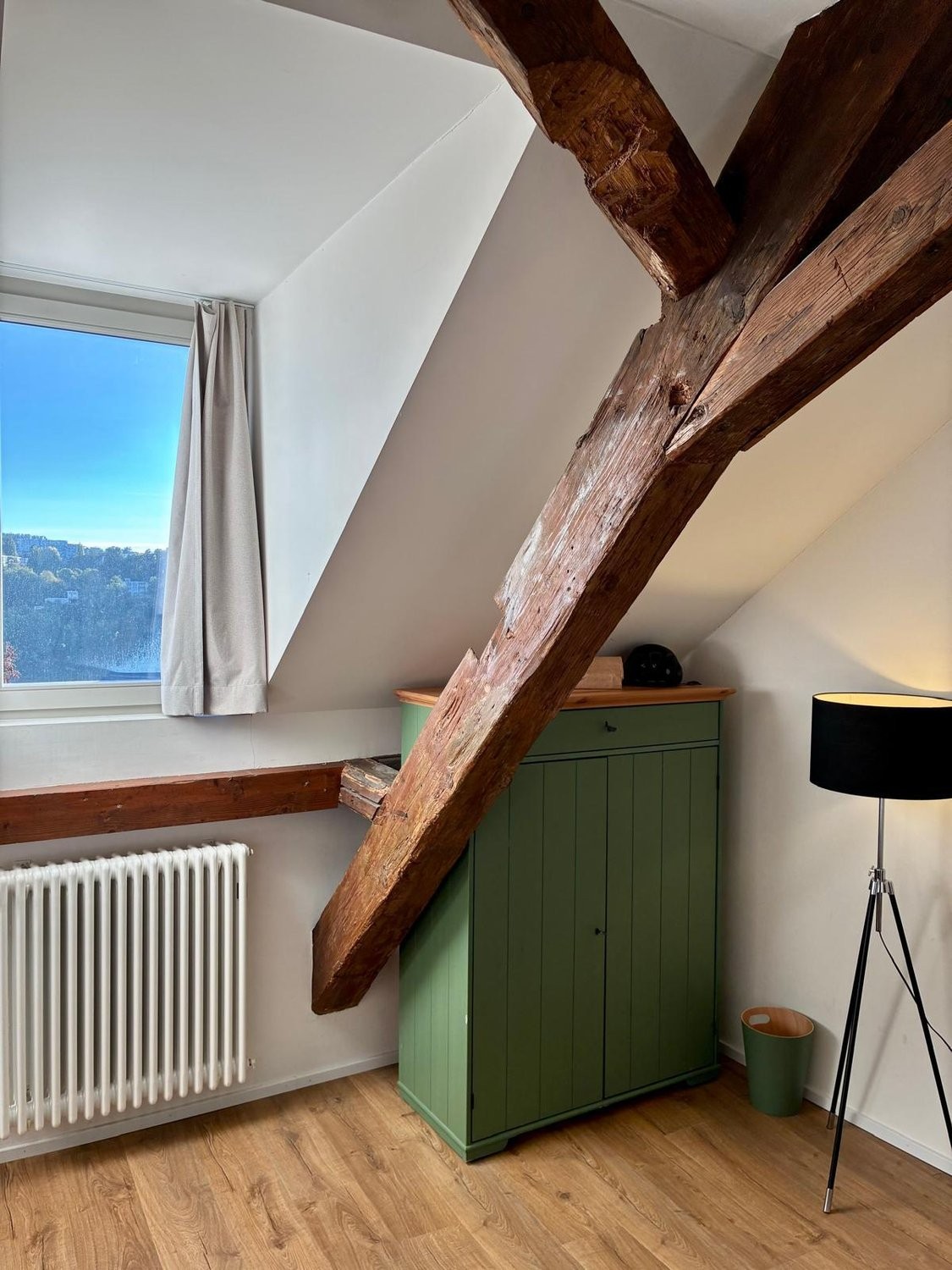 Möblierte 1 ½ Zimmer Wohnung