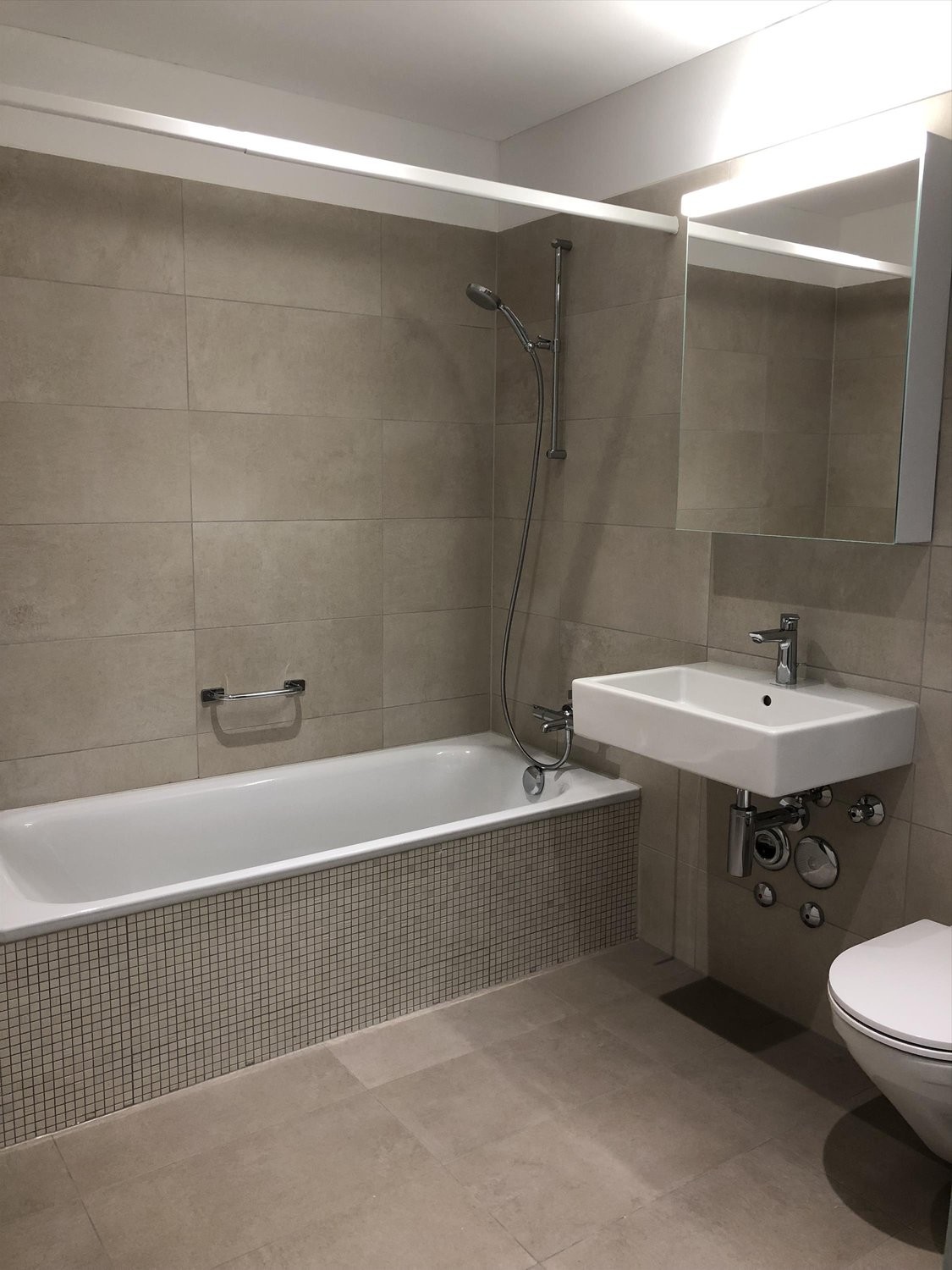 3 ½ rooms furnished flat, Foto 3 von 6