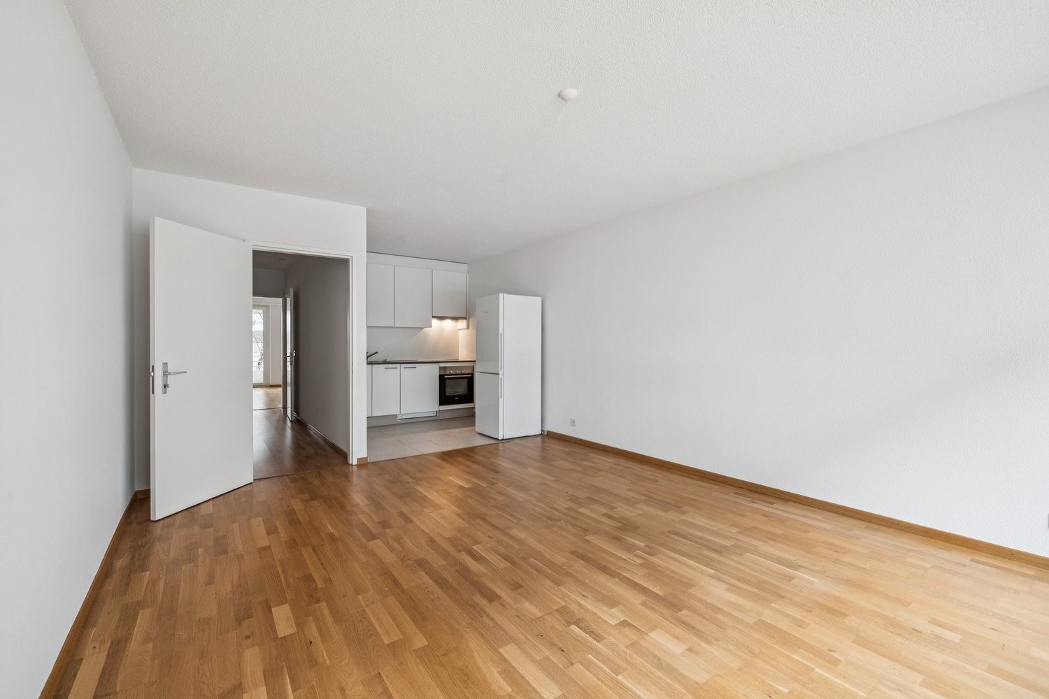 2 rooms apartment, Foto 1 von 8