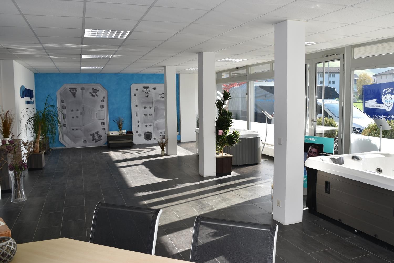 250m² commercial