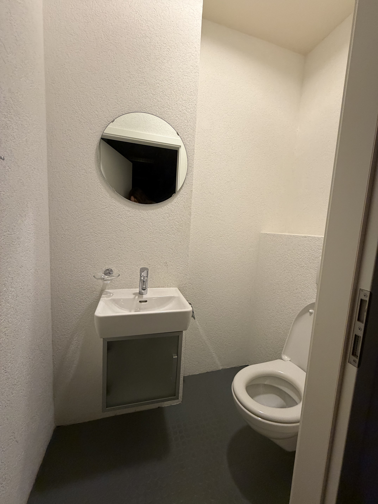 107m² office, Foto 4 von 4