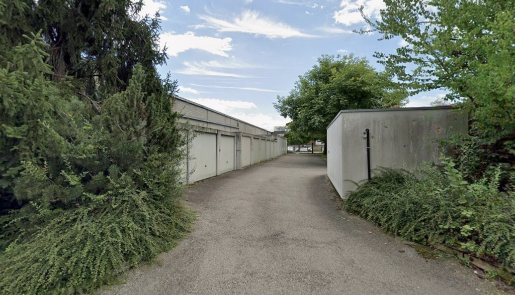 Single garage