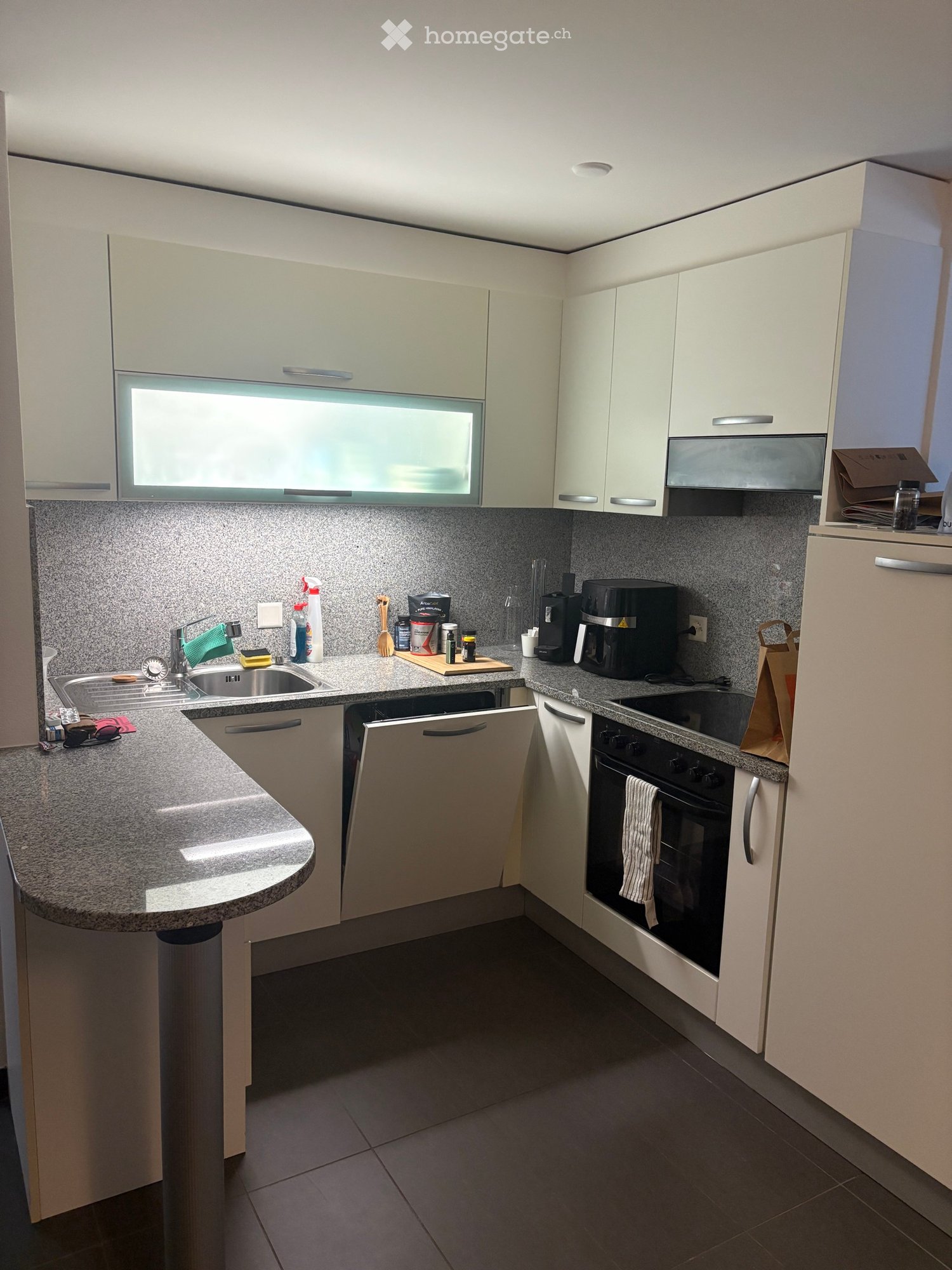 2 rooms apartment, photo 2 of 5