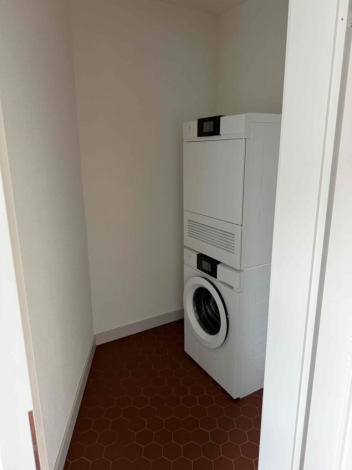 Room in a shared flat, Foto 5 von 7