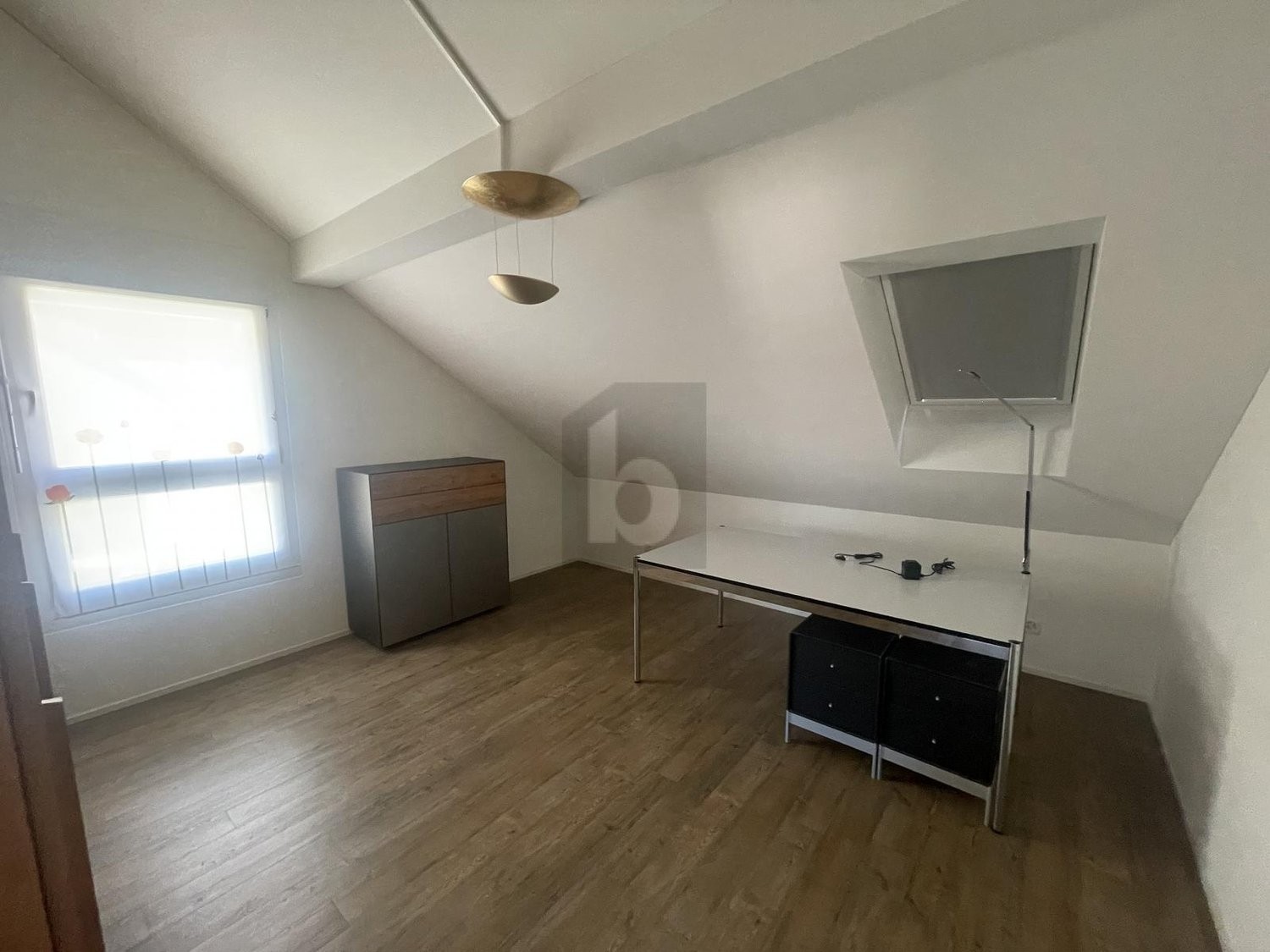 3 ½ rooms roof flat, Foto 3 von 4