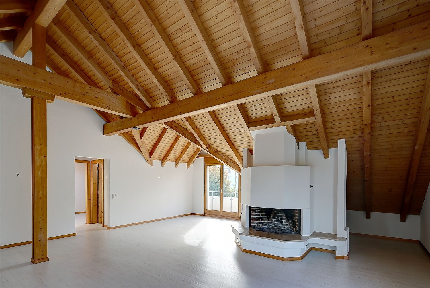 3 ½ rooms roof flat, Foto 3 von 10