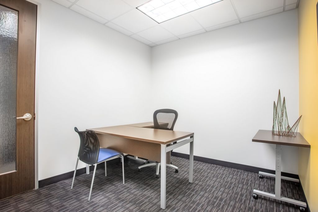 Office, Foto 1 von 6
