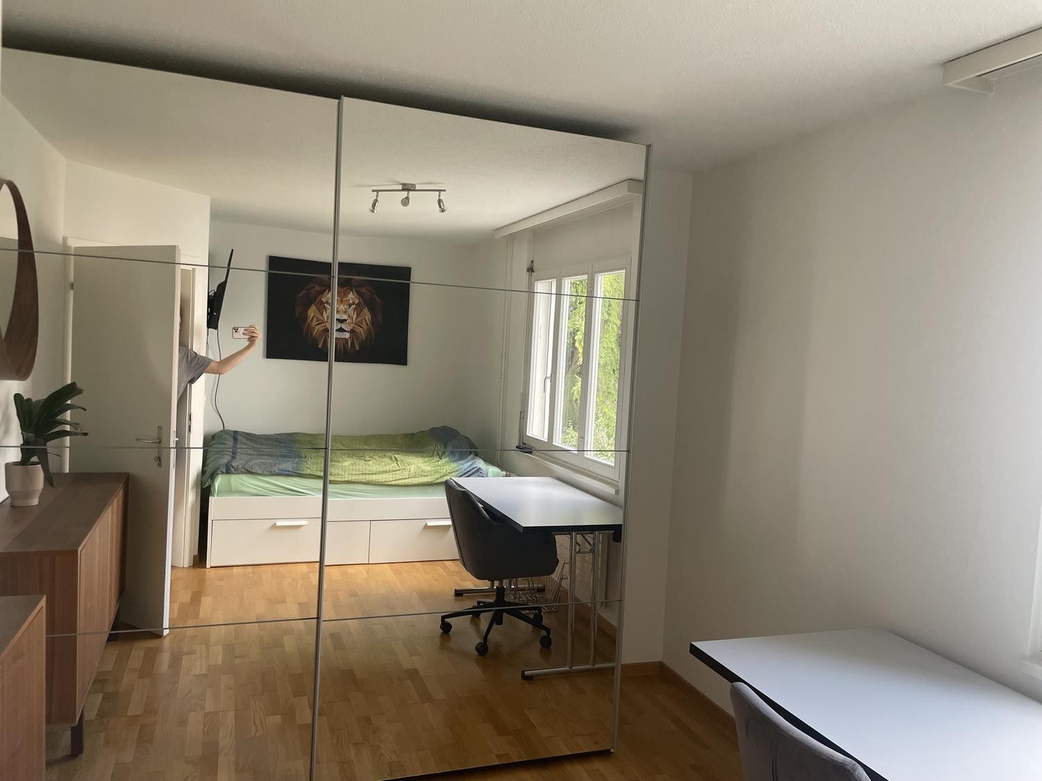 Room in a shared flat, Foto 1 von 4