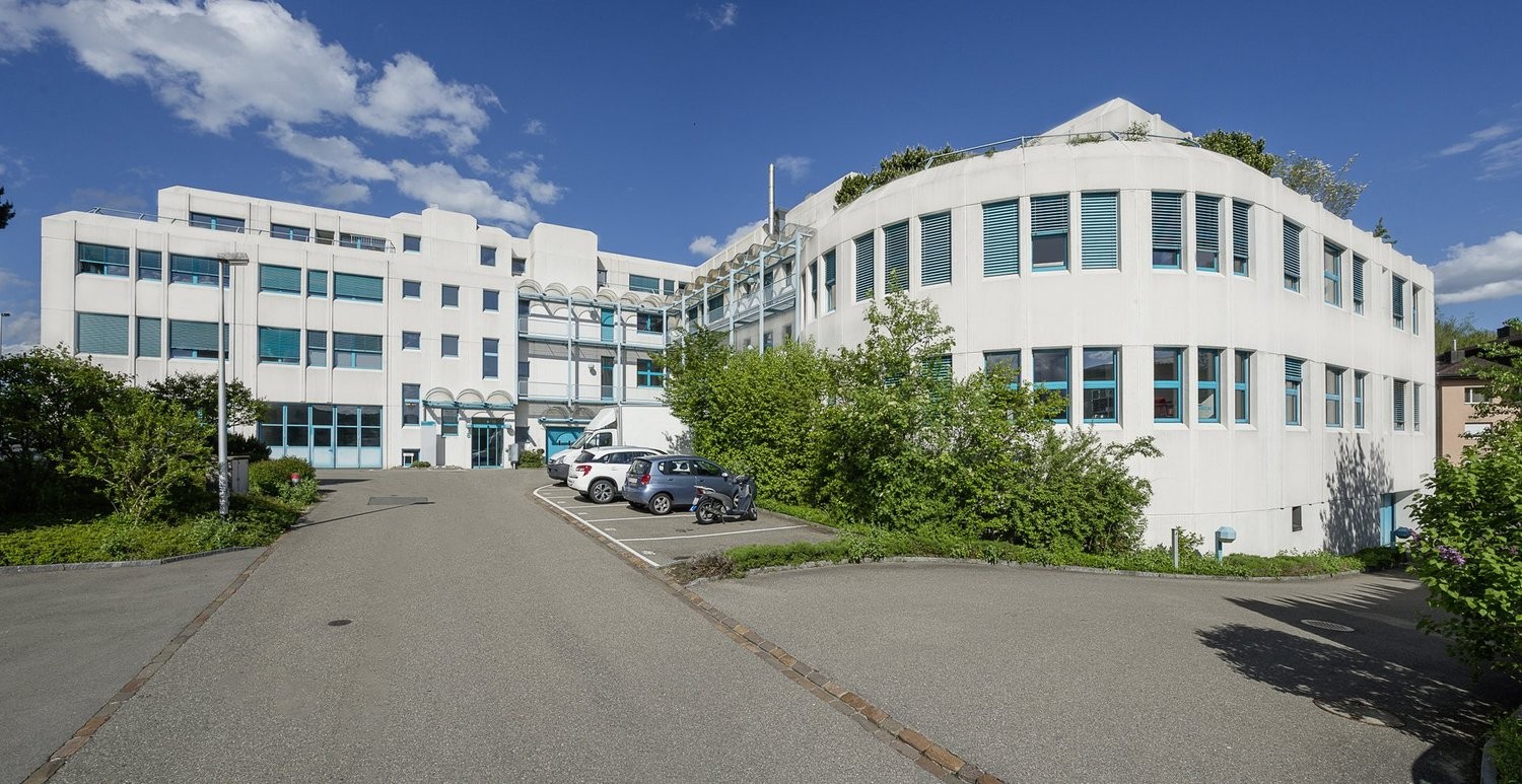 147m² office