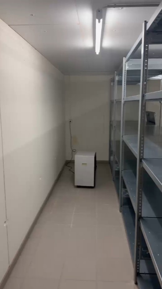 16-16m² commercial