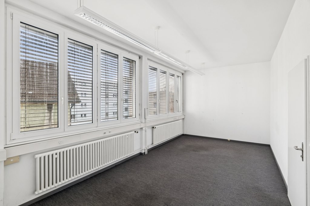 ufficio di 251m²