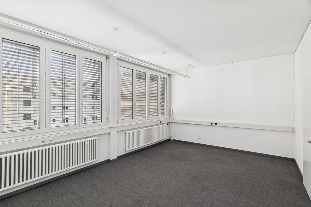 ufficio di 251m²