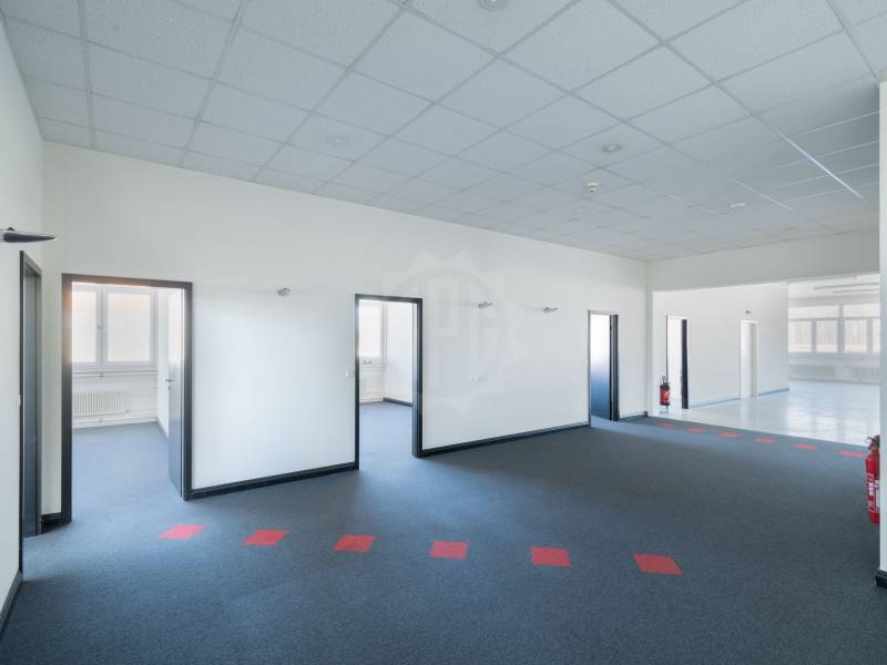 522m² Industrieobjekt, Foto 4 von 6