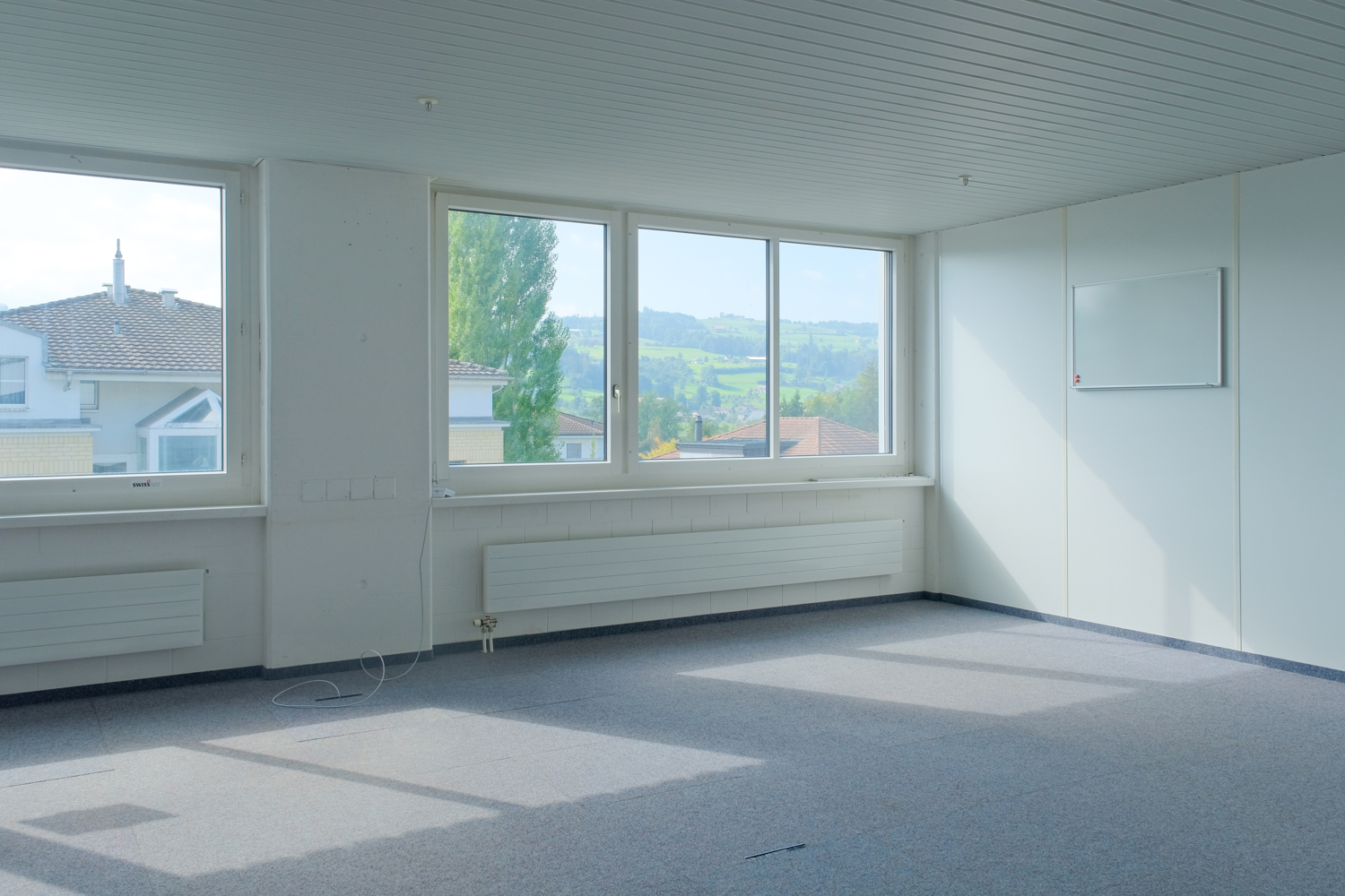 1390m² industrial object