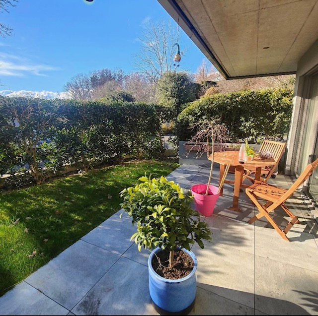 2.5 Zimmer mit Terrasse und Garten - Lausanne