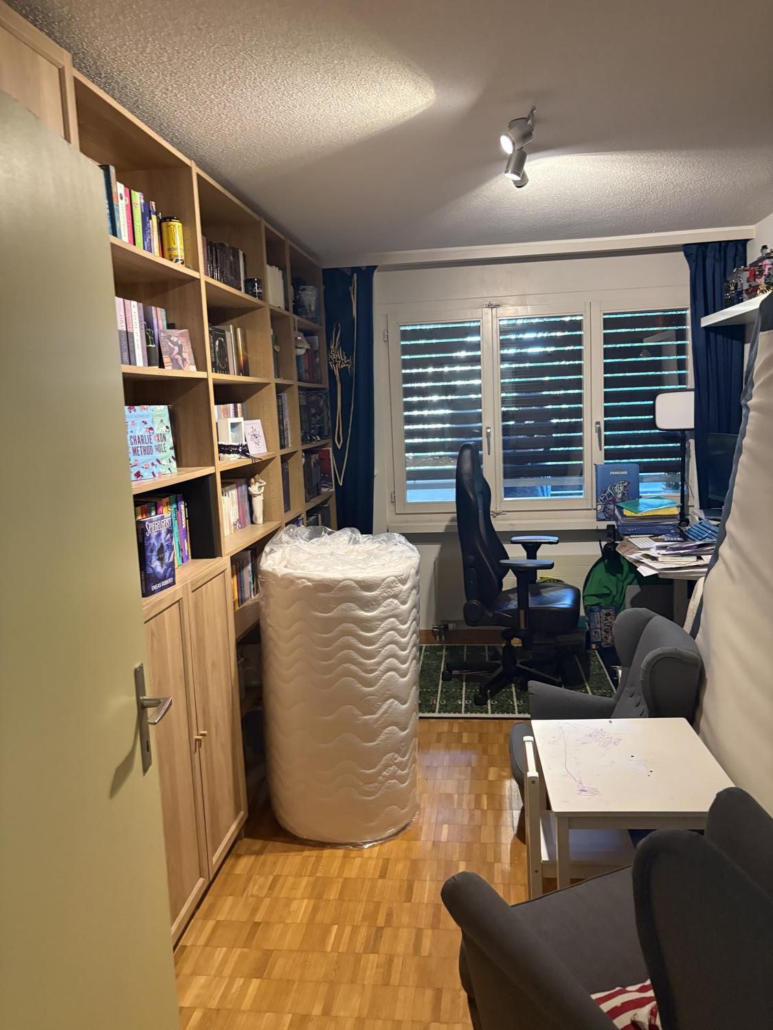 Room in a shared flat, Foto 1 von 5