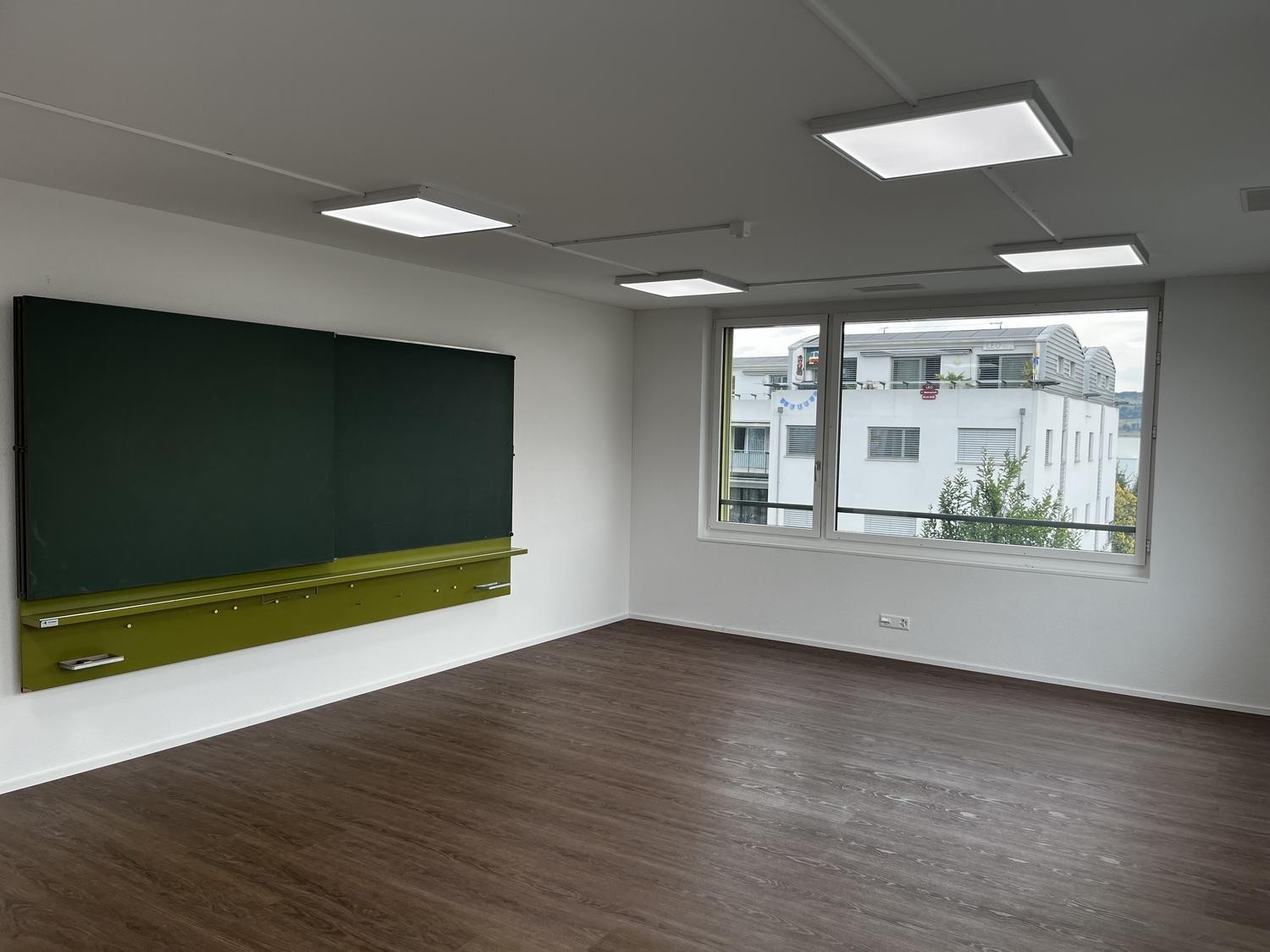 139m² bureau