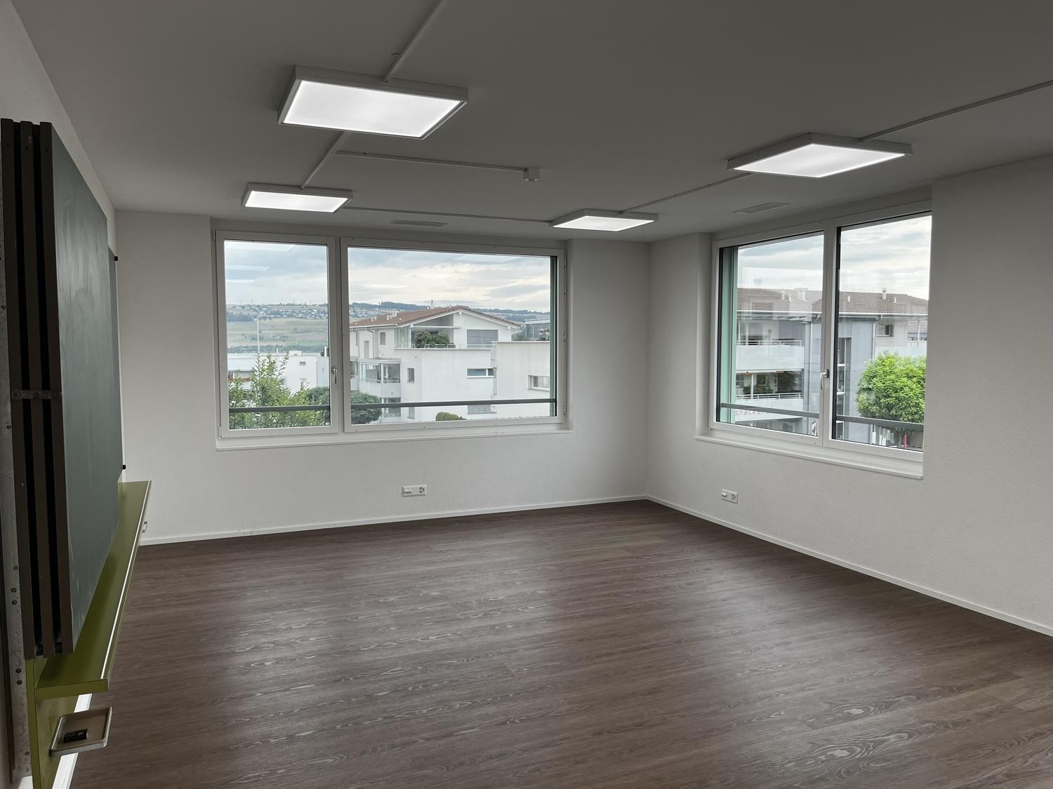 139m² bureau