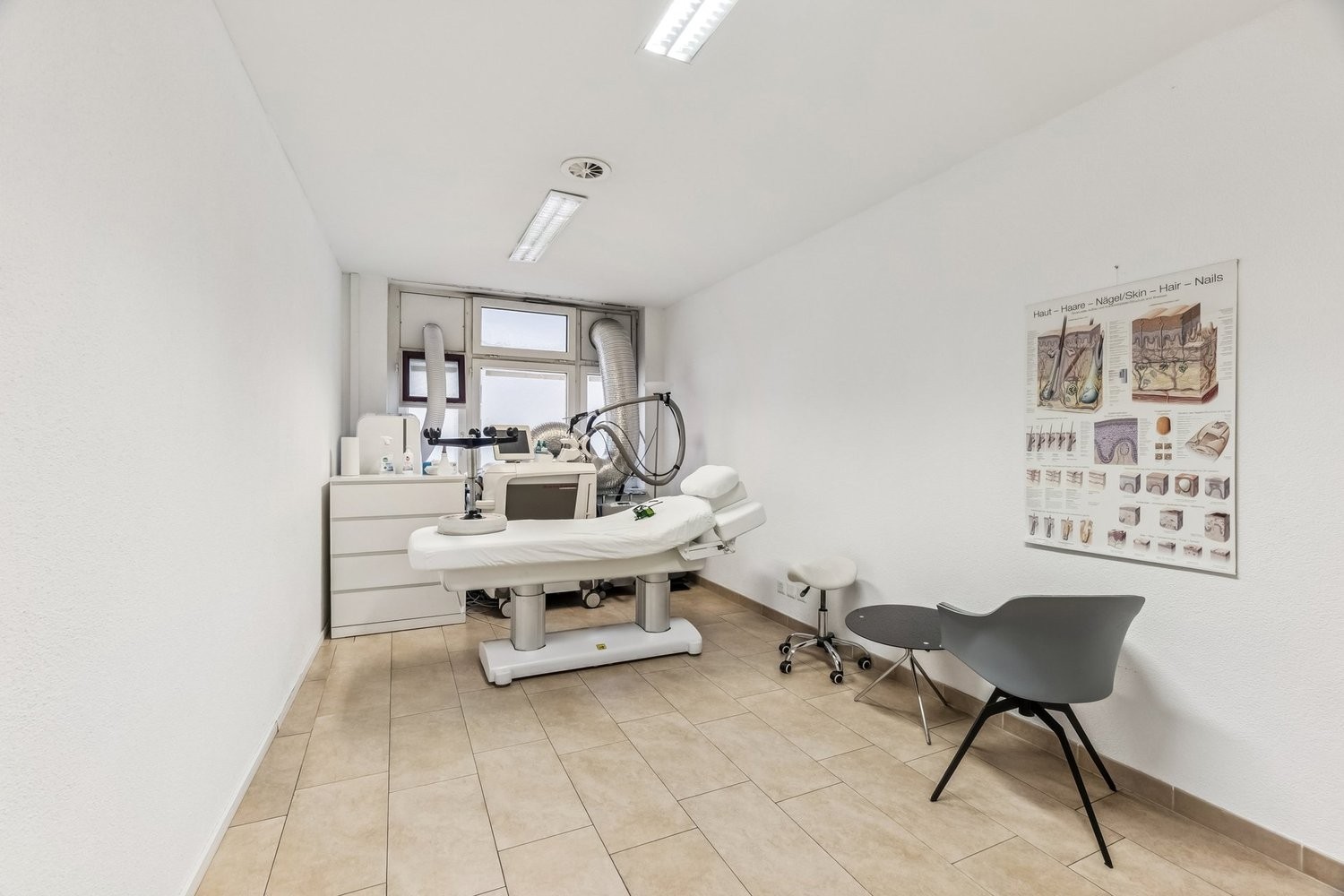 157m² office